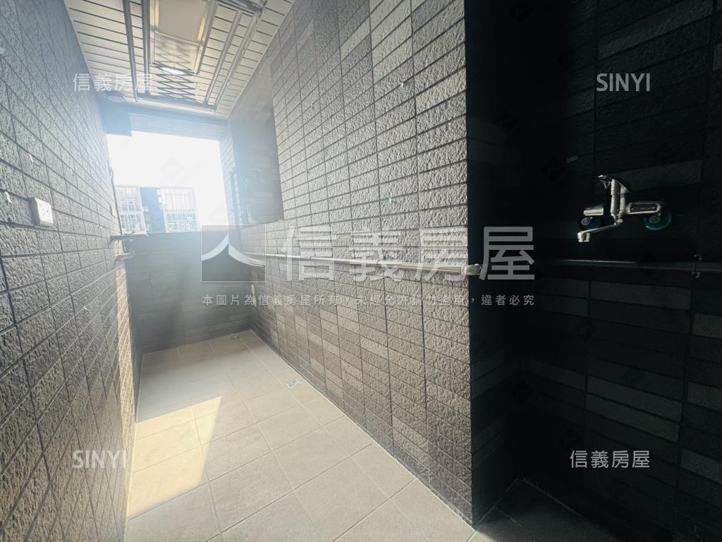 青埔｜新大代代木朝南三房房屋室內格局與周邊環境