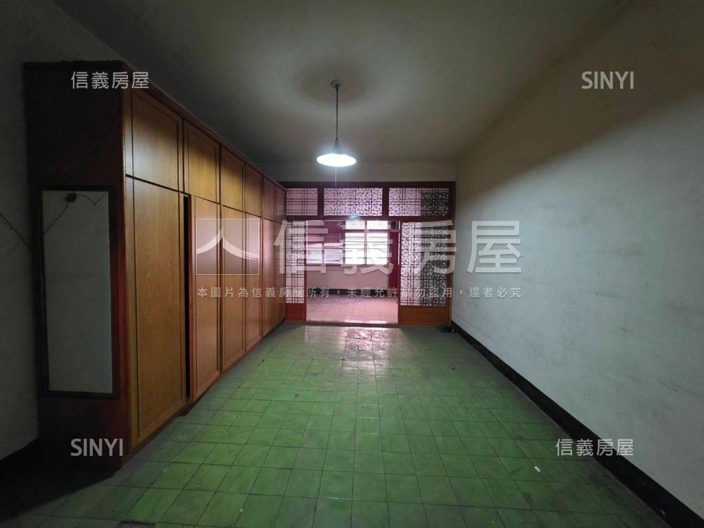 草悟道向上市場透店房屋室內格局與周邊環境