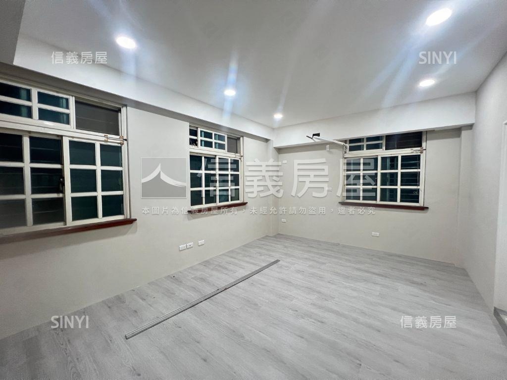 獨棟豪邸三層大戶新裝潢房屋室內格局與周邊環境
