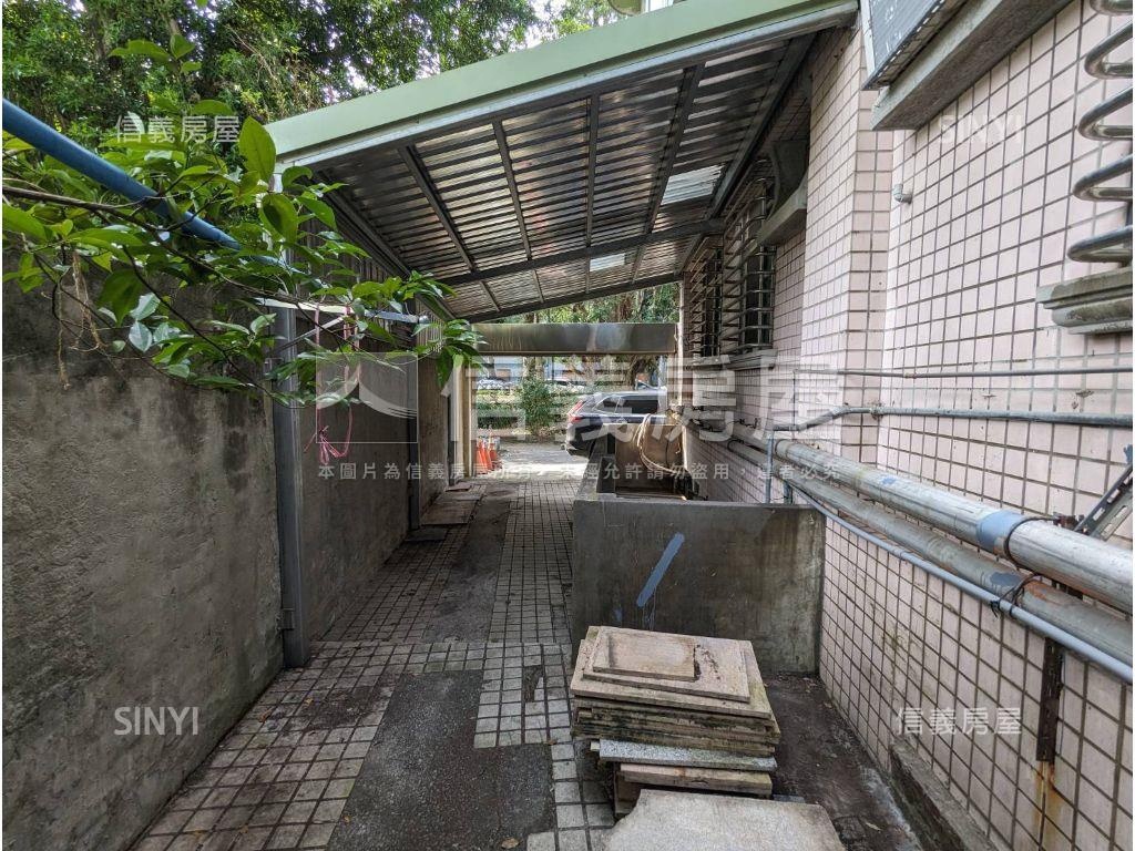 獨棟豪邸三層大戶新裝潢房屋室內格局與周邊環境