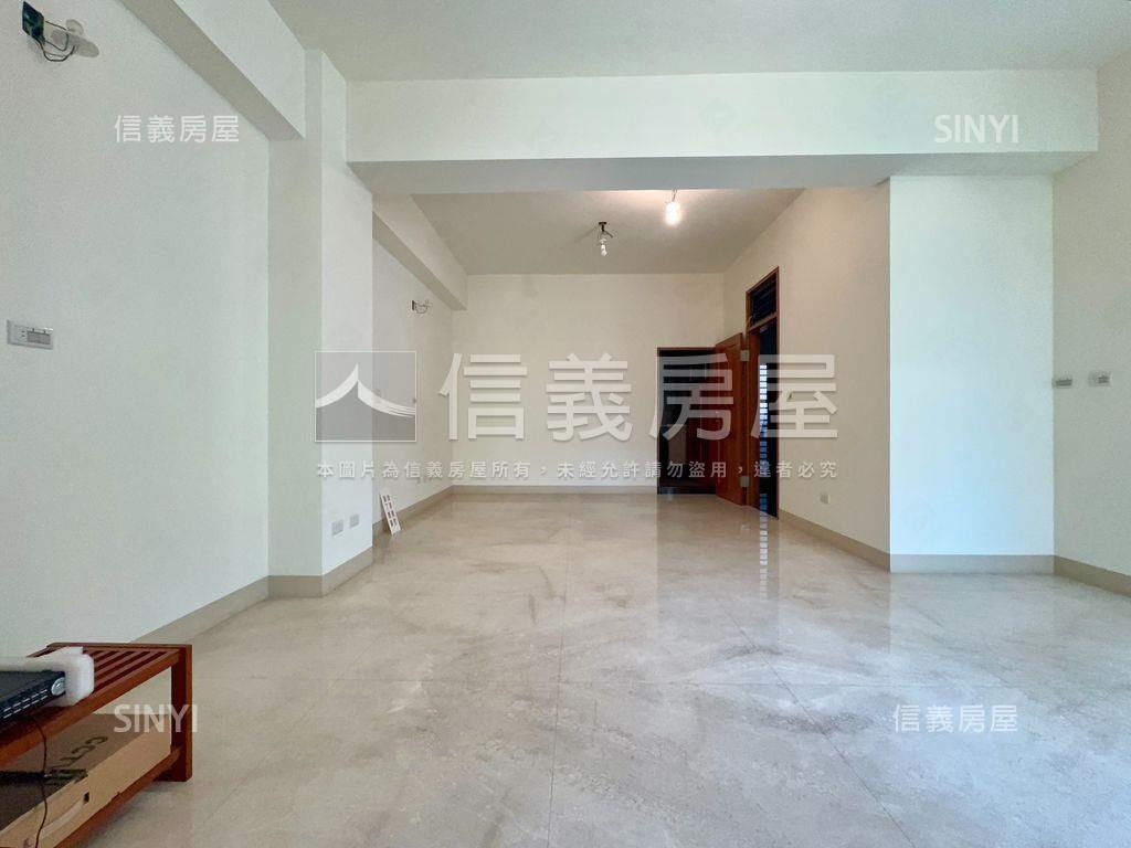 近農十六電梯別墅房屋室內格局與周邊環境