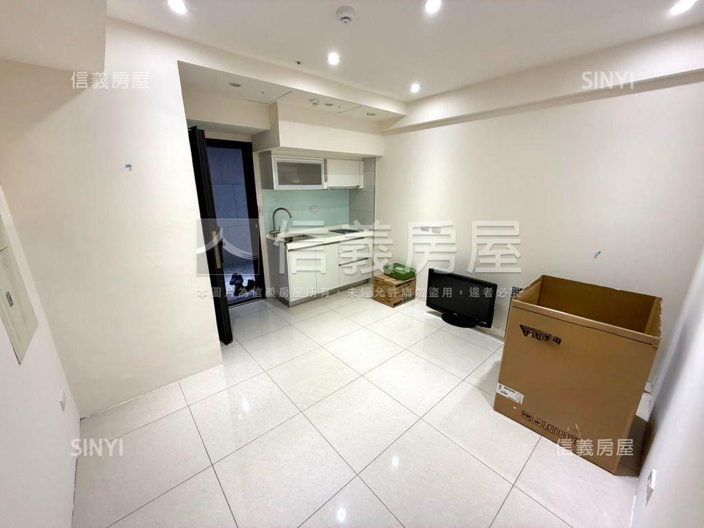 世界花園景觀高樓小豪宅房屋室內格局與周邊環境