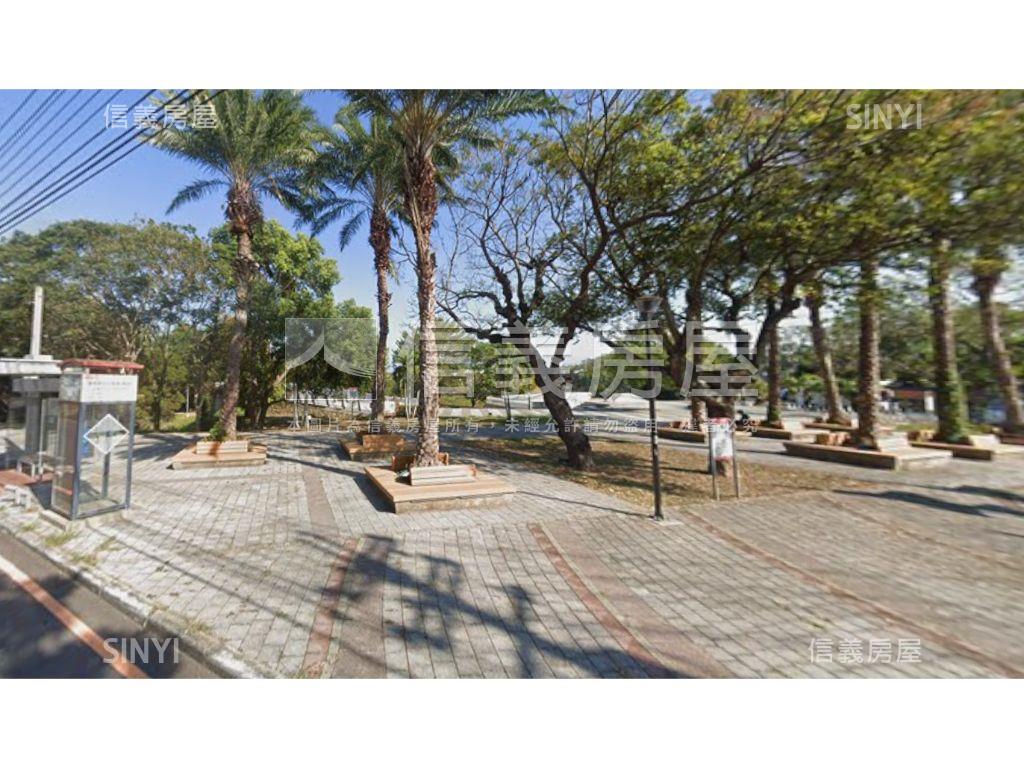 土地約３４坪獨棟臨路透天房屋室內格局與周邊環境