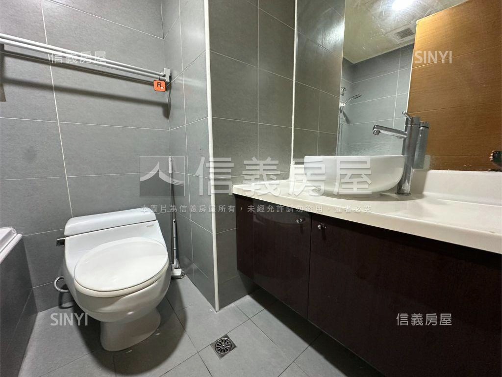 國際會館高樓漂亮套房房屋室內格局與周邊環境