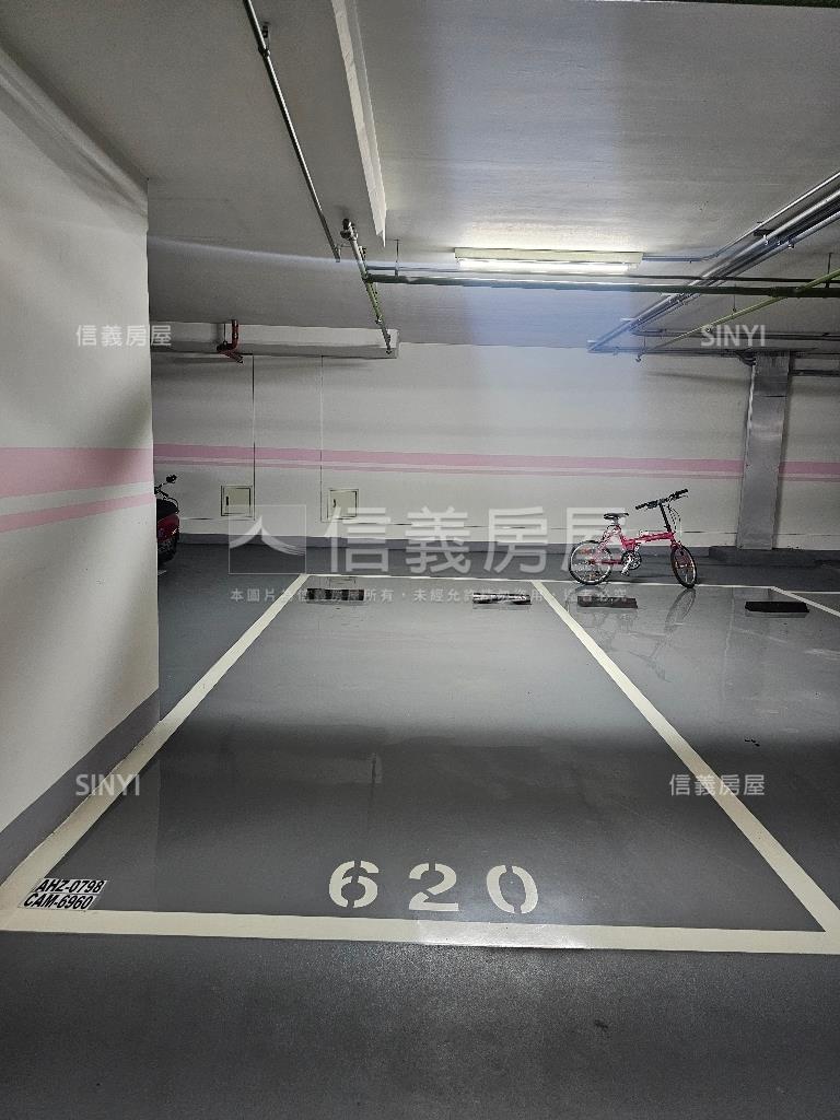 縣三之星國賓大悅Ｂ２車位房屋室內格局與周邊環境