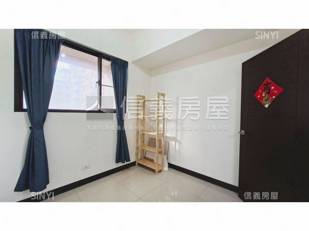 專任快樂國小前兩房車位房屋室內格局與周邊環境