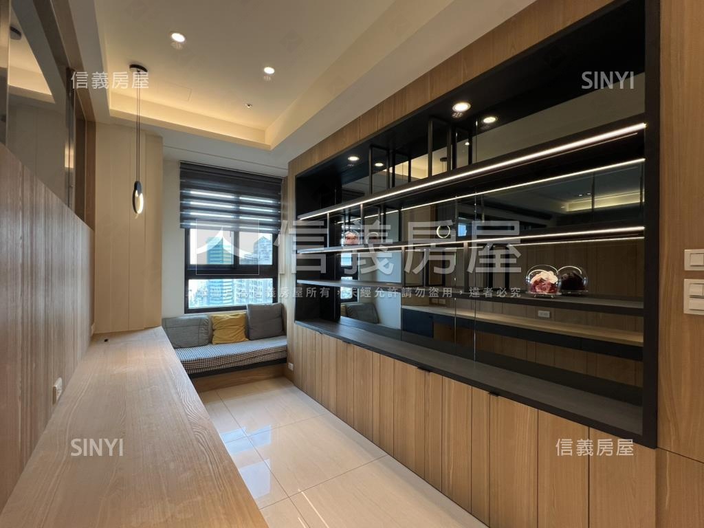 福容ＯＮＥ景觀３房雙車房屋室內格局與周邊環境