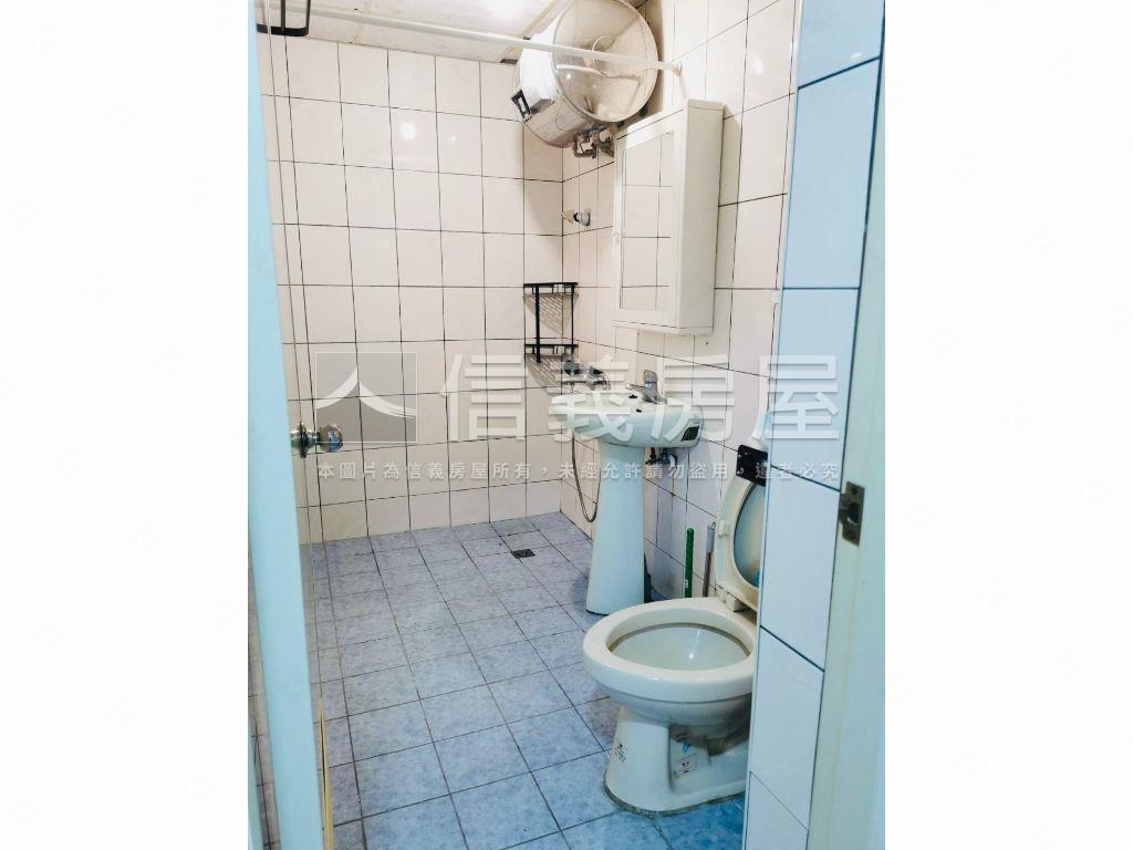 成功路姊姊的存錢筒房屋室內格局與周邊環境