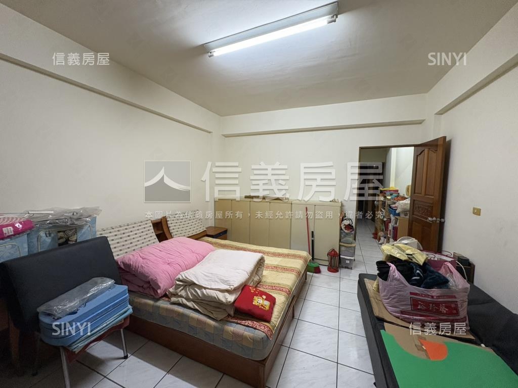 信義大坪數孝親店住房屋室內格局與周邊環境