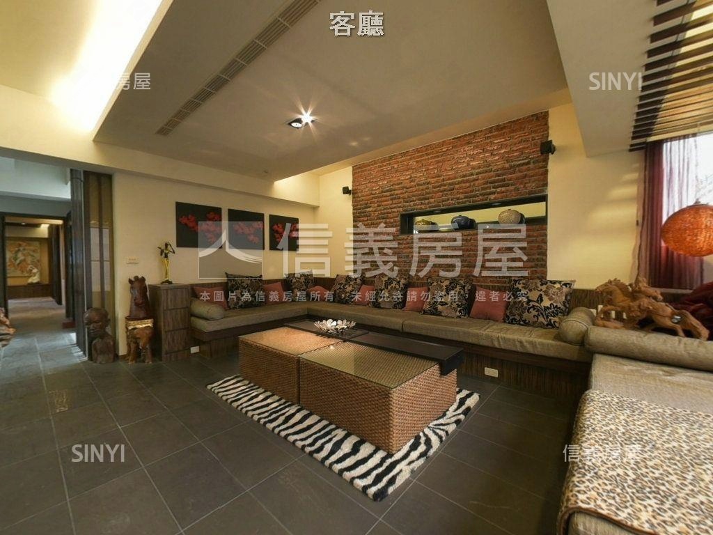 春日路大面寬電梯店面房屋室內格局與周邊環境