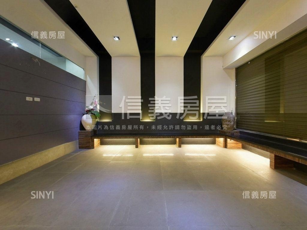 春日路大面寬電梯店面房屋室內格局與周邊環境