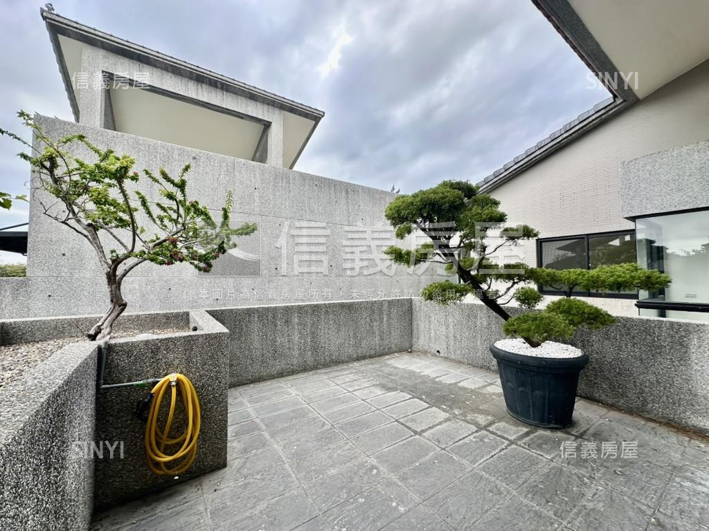 路竹小城。大面寬霸氣豪邸房屋室內格局與周邊環境