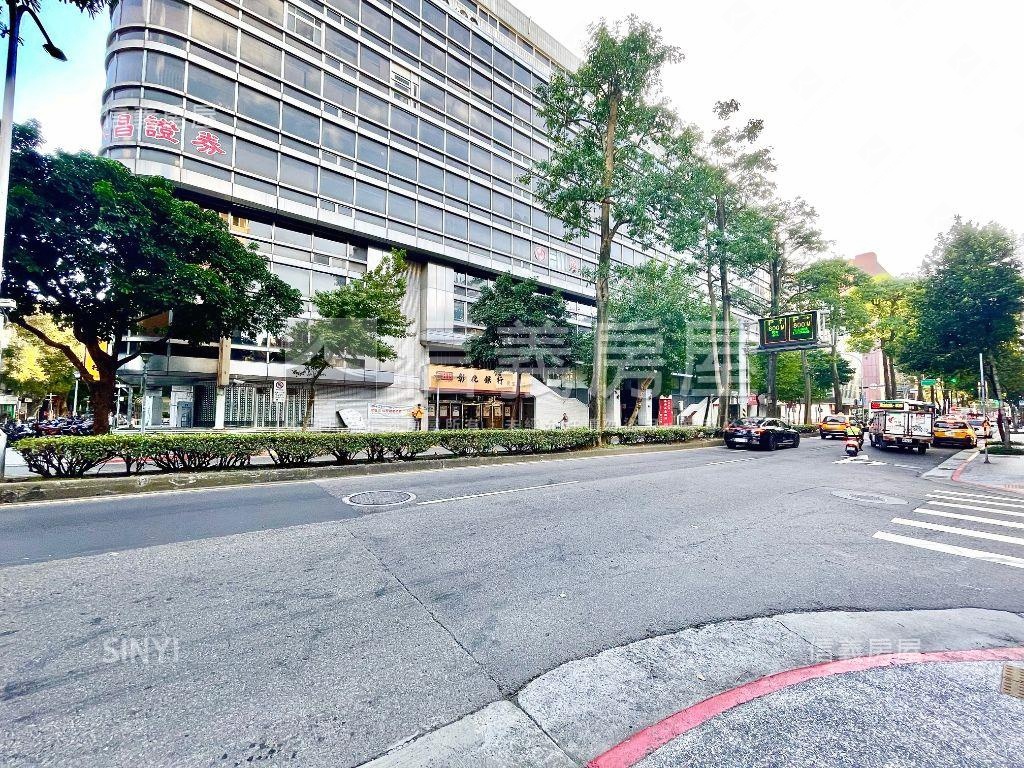 敦北民生大空間美寓房屋室內格局與周邊環境