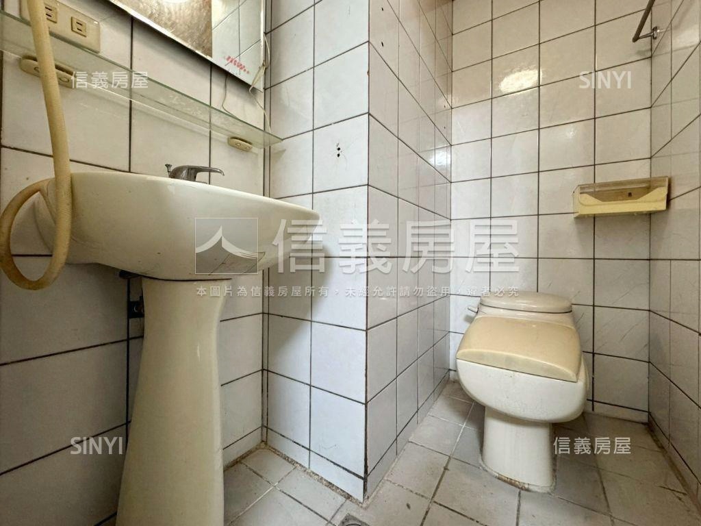 低單價！水湳三房看過來！房屋室內格局與周邊環境