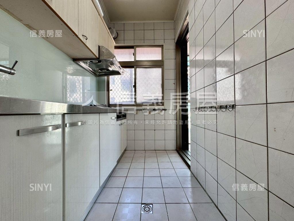 低單價！水湳三房看過來！房屋室內格局與周邊環境