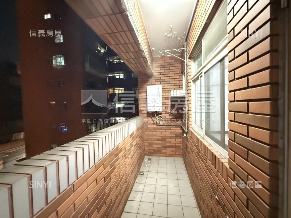 稀有文學苑三房房屋室內格局與周邊環境