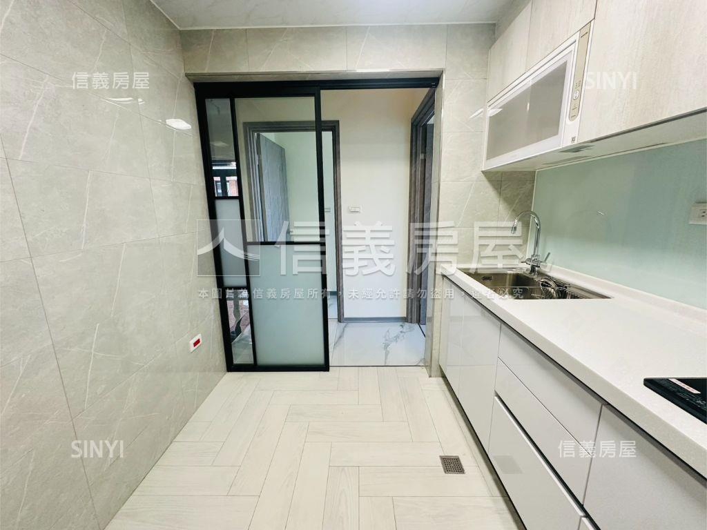 央北御璽宅邸房屋室內格局與周邊環境