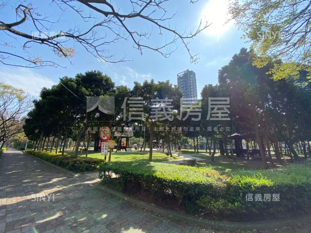 近家樂福三房高樓景觀戶房屋室內格局與周邊環境
