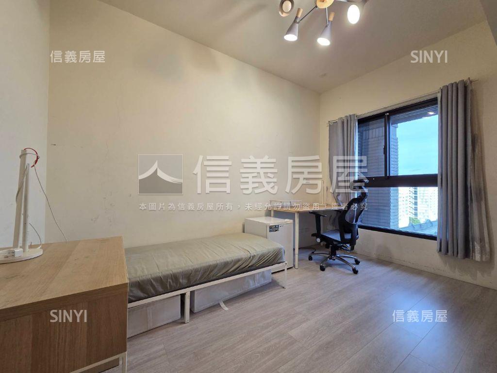 近家樂福三房高樓景觀戶房屋室內格局與周邊環境