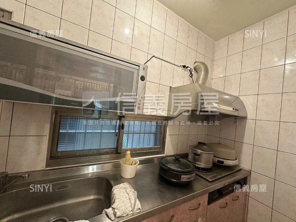 中路特區稀有美透天房屋室內格局與周邊環境
