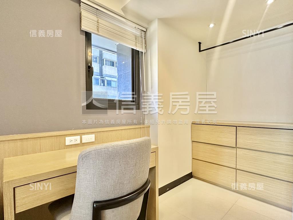 巨蛋✨聯上邊間兩房平車房屋室內格局與周邊環境