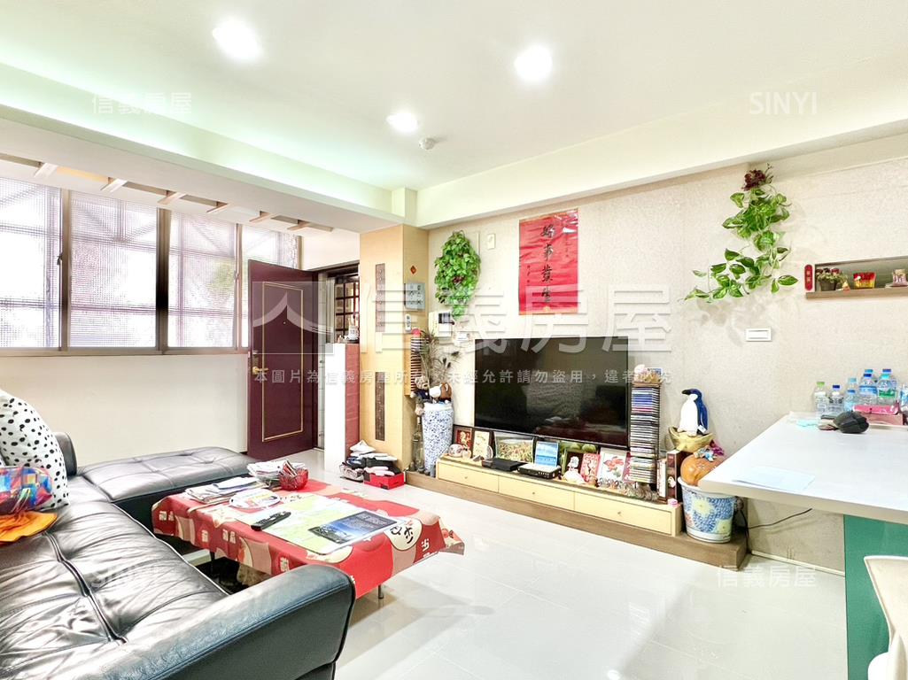 專～景安溫馨電梯３房車位房屋室內格局與周邊環境