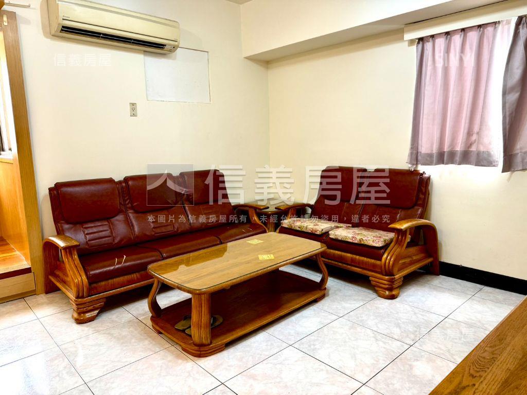 巨蛋高樓層景觀三房房屋室內格局與周邊環境