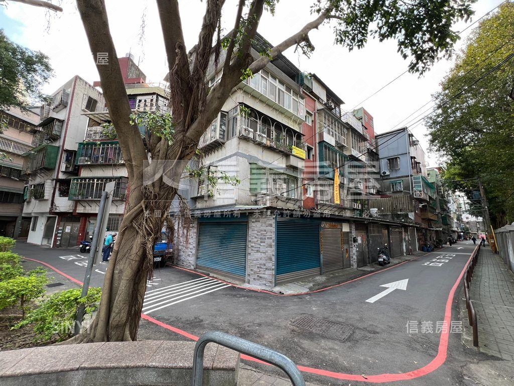 近捷運海山站收租聖品房屋室內格局與周邊環境