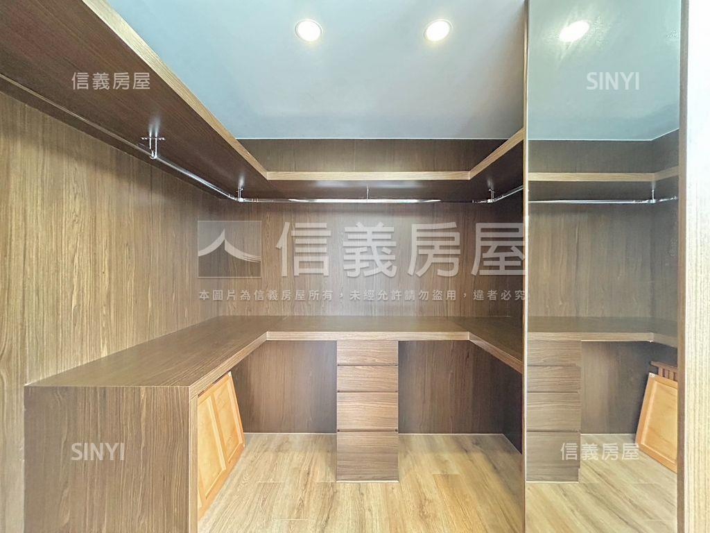 近市區士林傳家電梯透店房屋室內格局與周邊環境