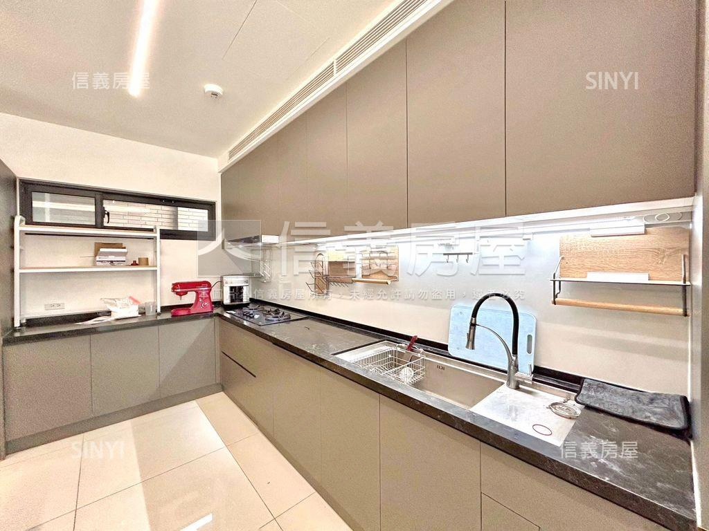 近市區士林傳家電梯透店房屋室內格局與周邊環境