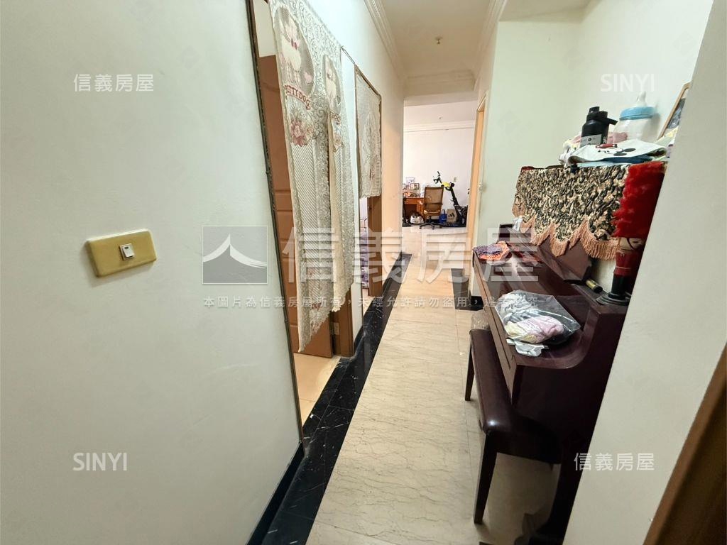 水湳中國醫皇城園邸美四房房屋室內格局與周邊環境