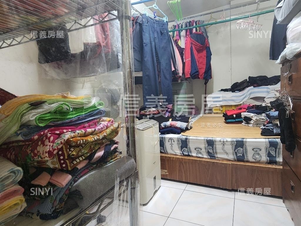 中山北面寬稀有一樓房屋室內格局與周邊環境