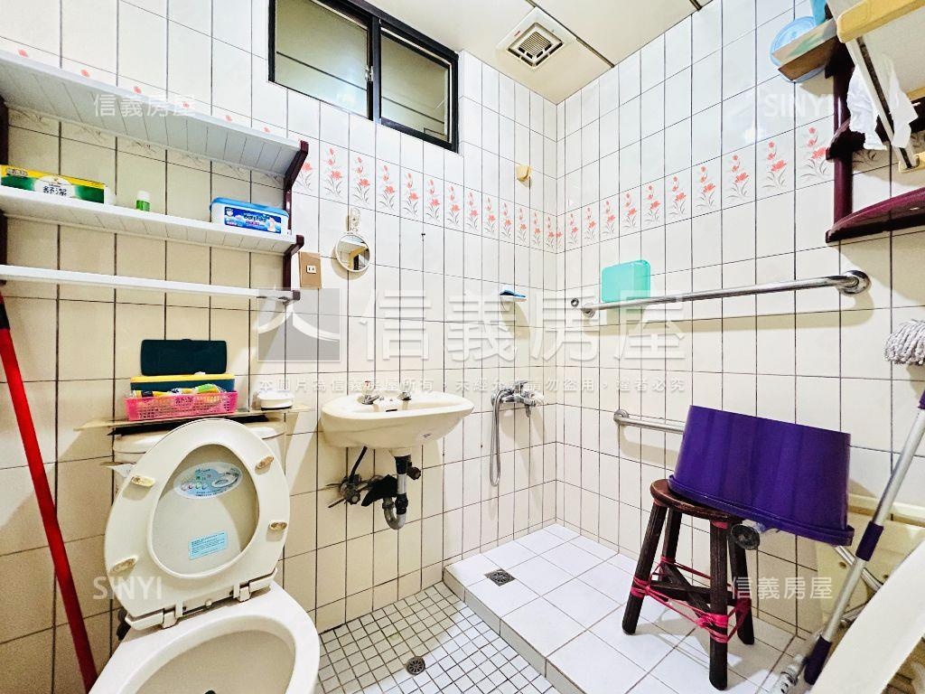 中山北面寬稀有一樓房屋室內格局與周邊環境