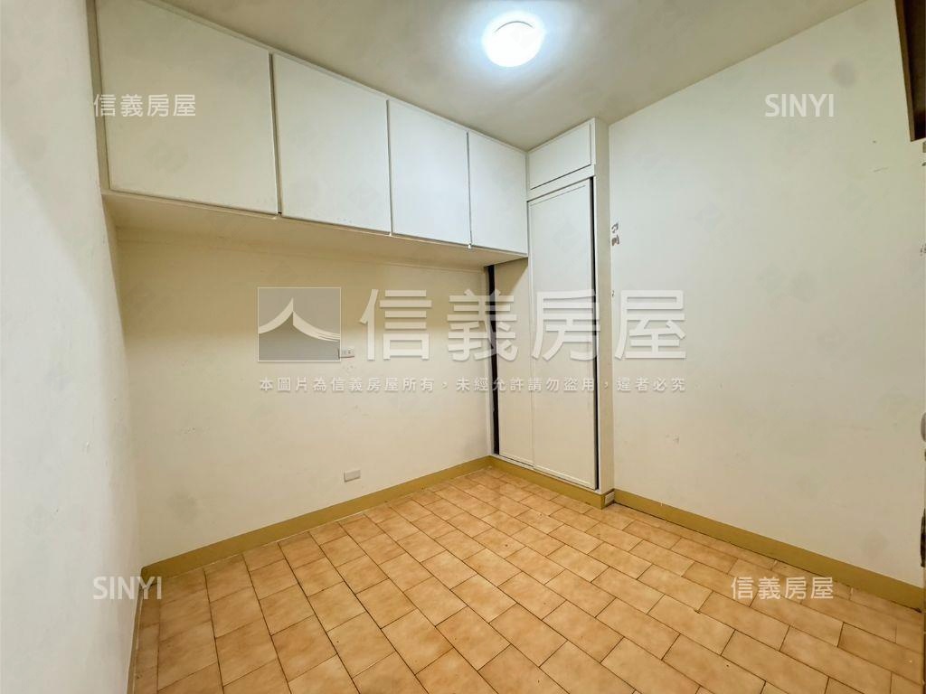 萬坪公園採光美寓房屋室內格局與周邊環境