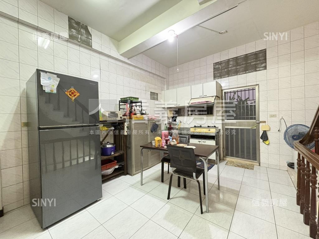 關廟✦中正路田園美宅房屋室內格局與周邊環境