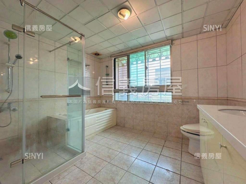 信義帝圖樓中樓大戶房屋室內格局與周邊環境