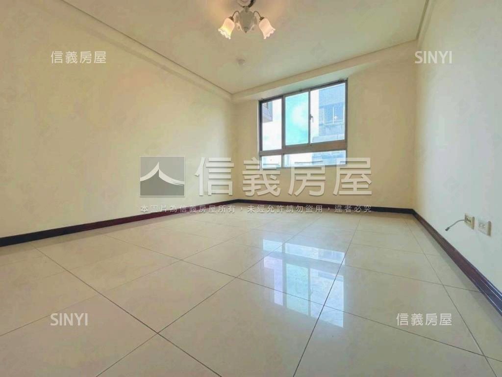 信義帝圖樓中樓大戶房屋室內格局與周邊環境