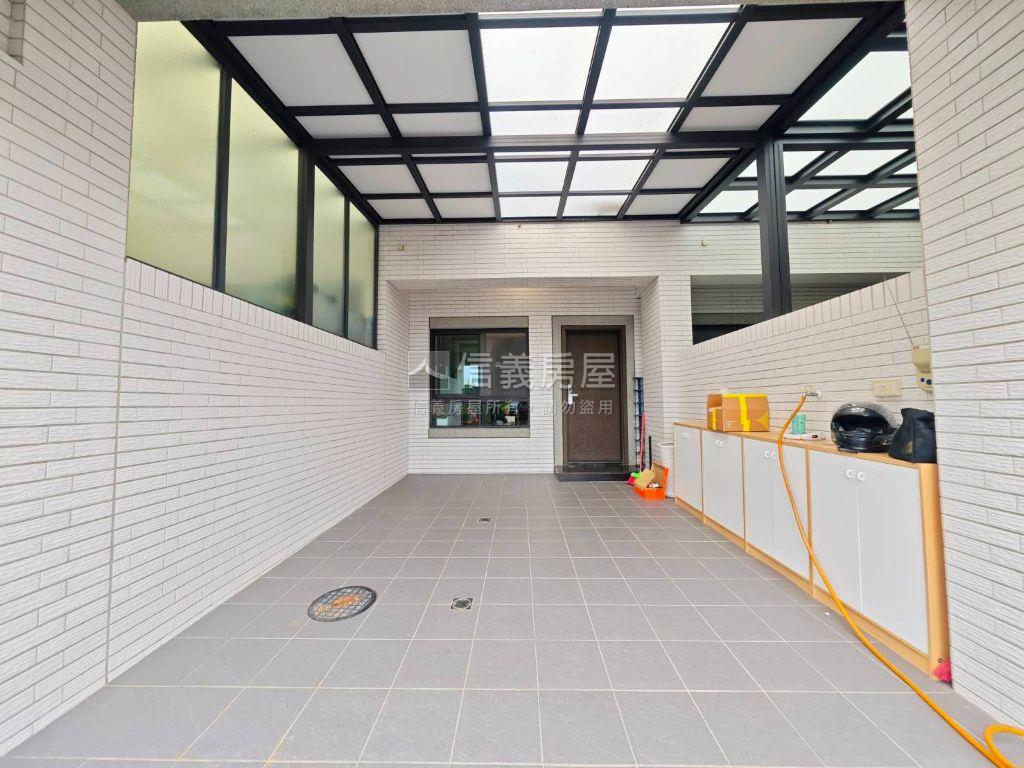 近南科輕屋齡裝潢車墅房屋室內格局與周邊環境