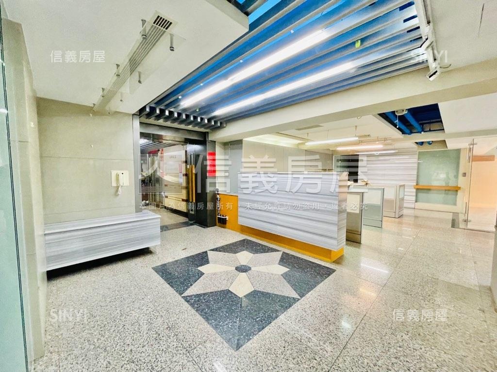 ＠新板特區旁稀有辦公室房屋室內格局與周邊環境