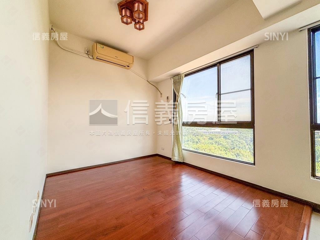 左營海景首排採光美三房房屋室內格局與周邊環境