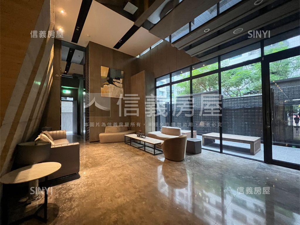 北美術館質感邊間美屋房屋室內格局與周邊環境