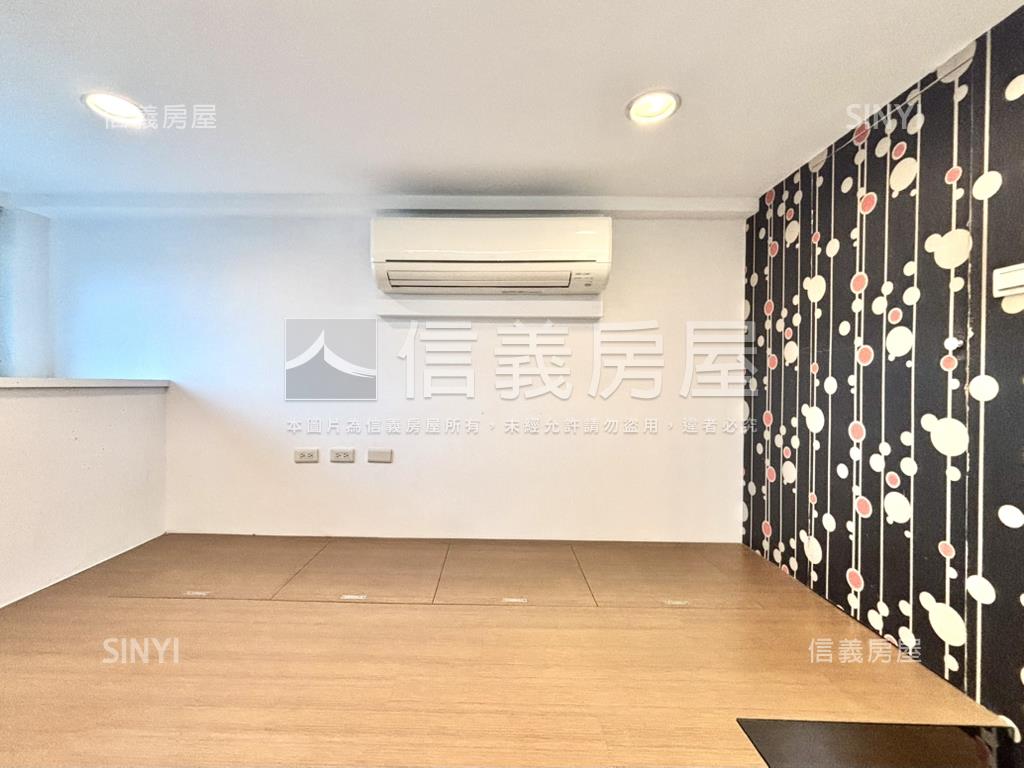 戀戀台大挑高遠挑山景房屋室內格局與周邊環境