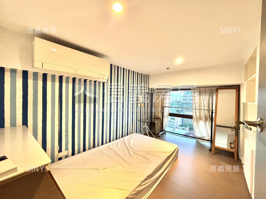 戀戀台大挑高遠挑山景房屋室內格局與周邊環境
