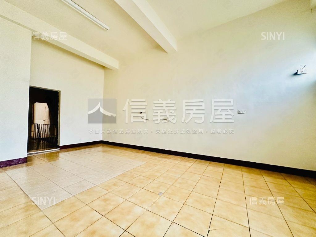 五甲活巷騎樓透天厝房屋室內格局與周邊環境