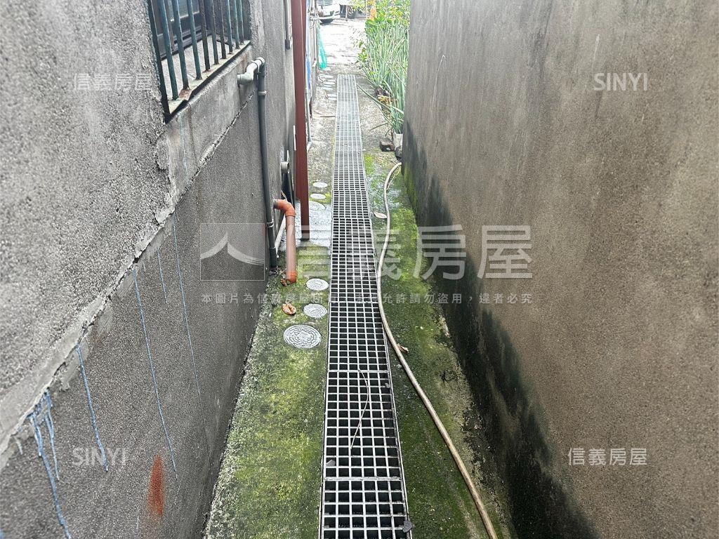 五甲活巷騎樓透天厝房屋室內格局與周邊環境