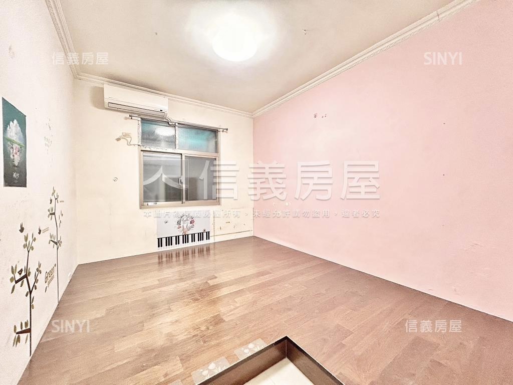 西盛方正精美二樓大參房房屋室內格局與周邊環境