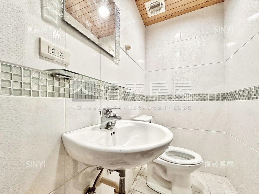 西盛方正精美二樓大參房房屋室內格局與周邊環境