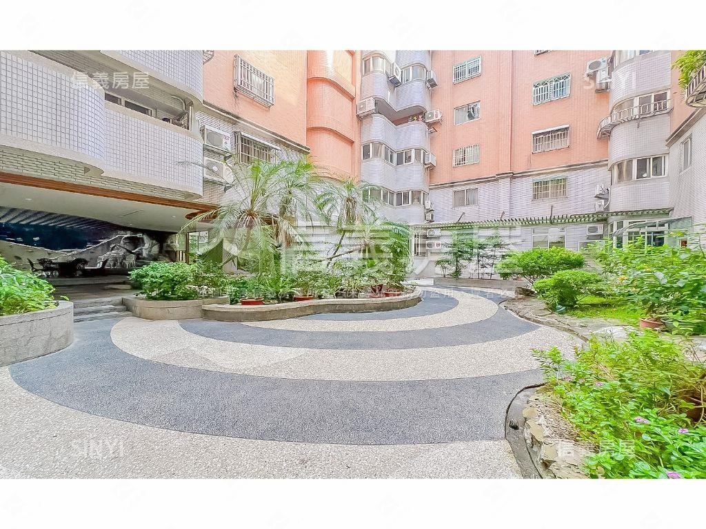潭子首購三房＊雙車位房屋室內格局與周邊環境