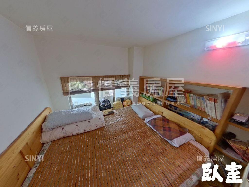 挑高創意四房平地進出車位房屋室內格局與周邊環境