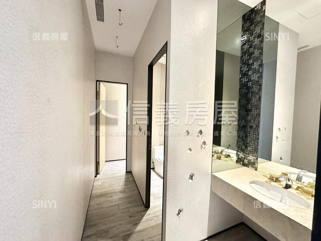 一層一戶大坪數辦公房屋室內格局與周邊環境